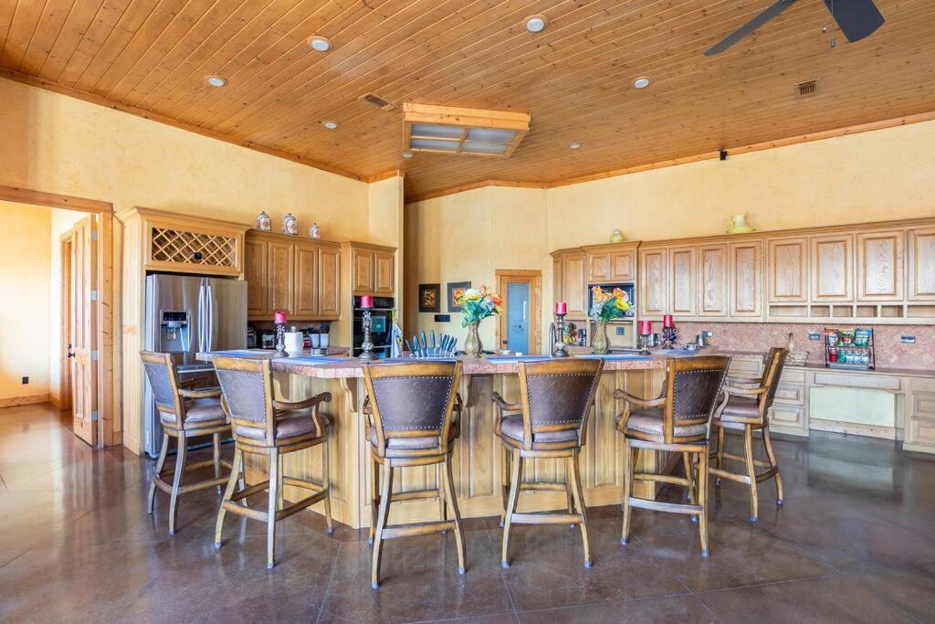 Texas Ranch House With 5 Bedroom And Fish Pond Dallas Eksteriør billede